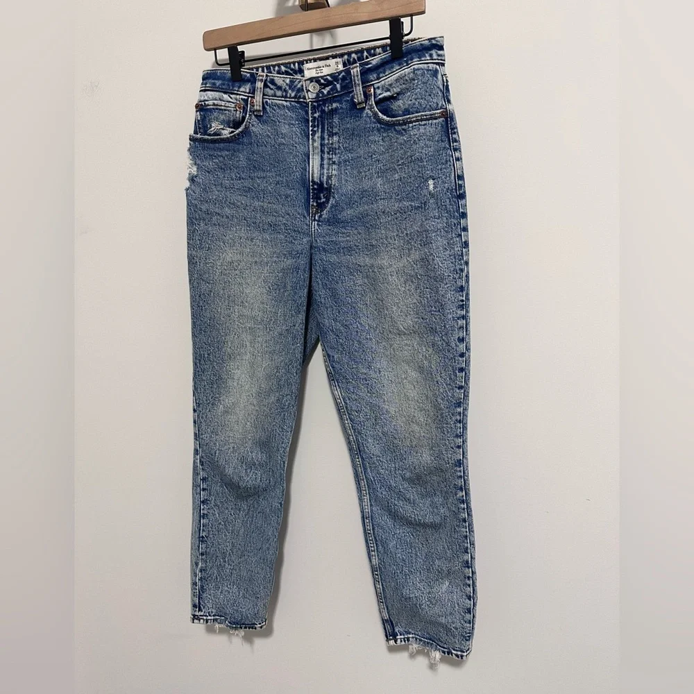Abercrombie & Fitch The Mom High Rise Jean Long Curve Love